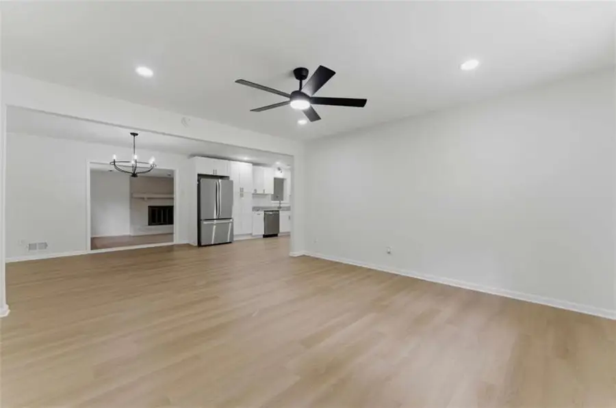 5824 Oakleaf Way, Stone Mountain, GA 30087 - #3