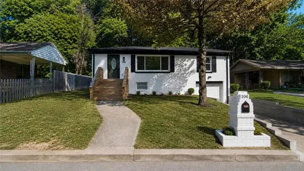 208 Silver Springs Circle Sw, Atlanta, GA 30310