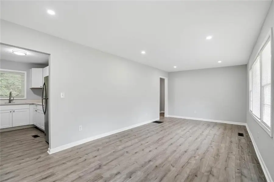 467 Park Valley Drive Nw, Atlanta, GA 30318 - #3