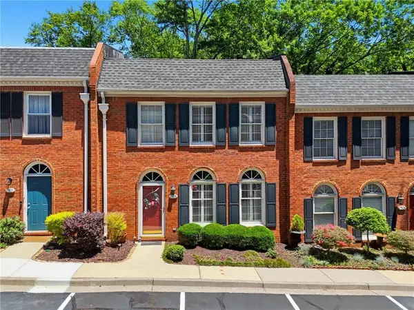 7505 Saint Charles Square, Roswell, GA 30075
