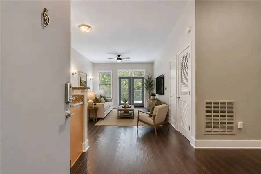 425 Chapel Street Sw #2107, Atlanta, GA 30313 - #3