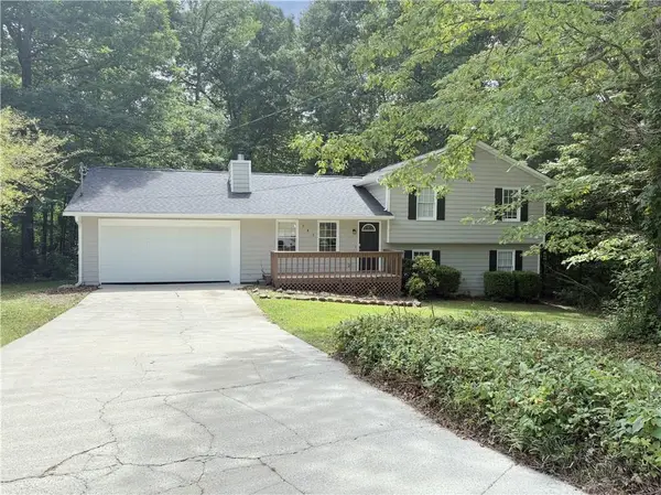385 Nectarine Drive, Newnan, GA 30265