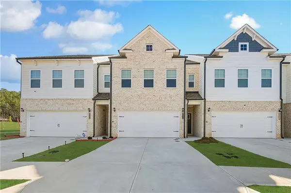 8098 Tiger Way, Riverdale, GA 30296