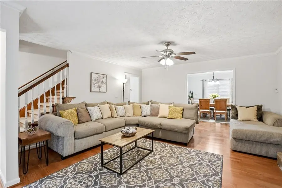 1354 Velvet Creek Glen Sw, Marietta, GA 30008 - #2