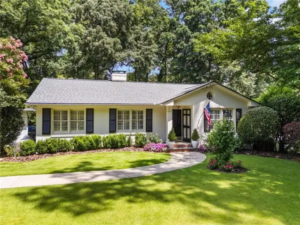 1556 Walthall Court Nw, Atlanta, GA 30318