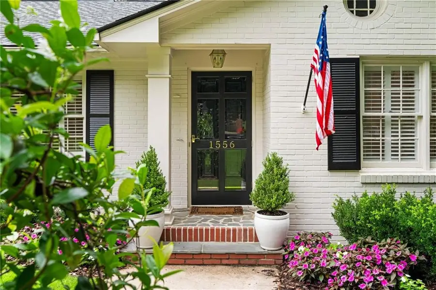 1556 Walthall Court Nw, Atlanta, GA 30318 - #2