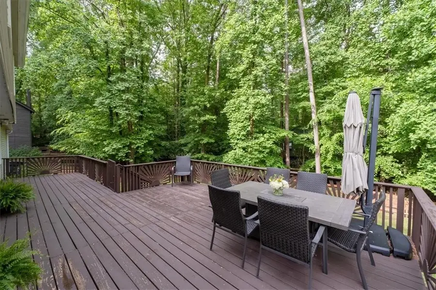 9470 Hillside Drive, Roswell, GA 30076 - #2