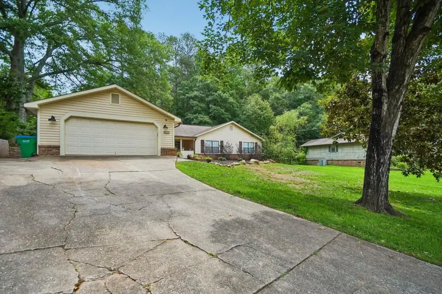 1372 Crooked Tree Court Sw, Lilburn, GA 30047 - #3