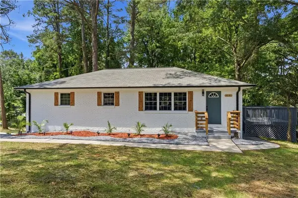 3131 Woods Lane Sw, Marietta, GA 30060