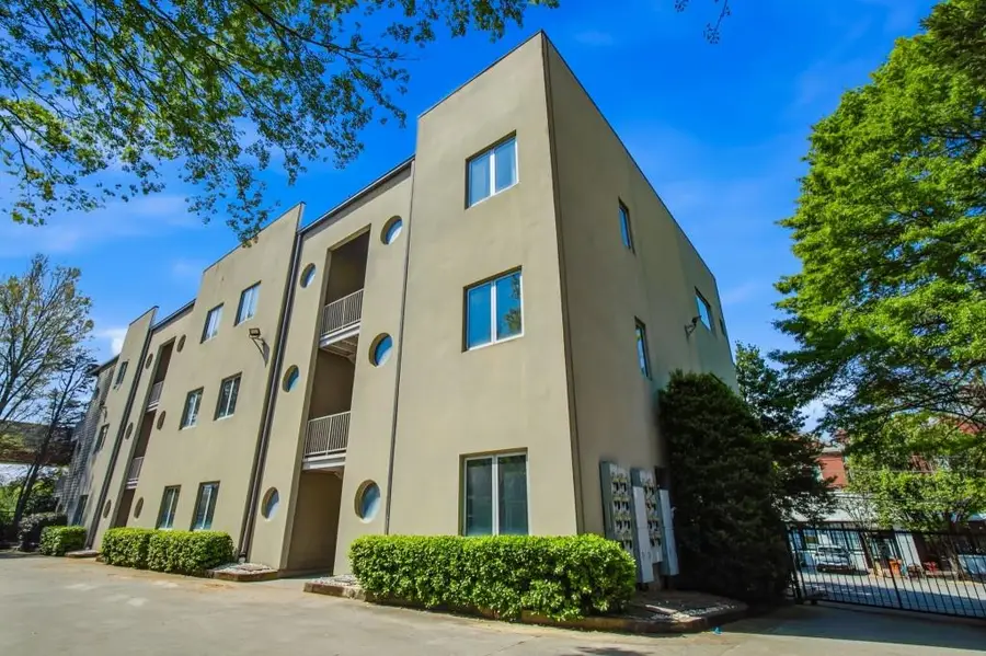 15 Waddell Street Ne #303, Atlanta, GA 30307 - #3