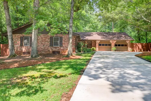 1249 Heritage Hills Circle, Snellville, GA 30078