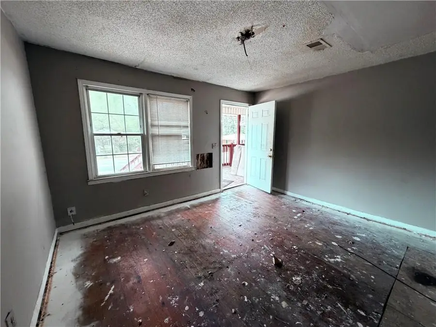 8122 Puckett Street, Covington, GA 30014 - #3