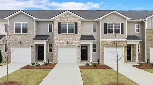 2054 Crossing Rd, Stone Mountain, GA 30088