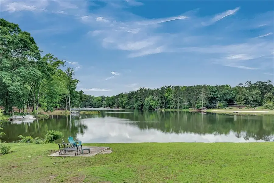 588 Kenilworth Circle, Stone Mountain, GA 30083 - #2