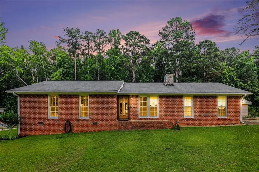 238 W Wedgewood Circle, Newnan, GA 30263 - #3