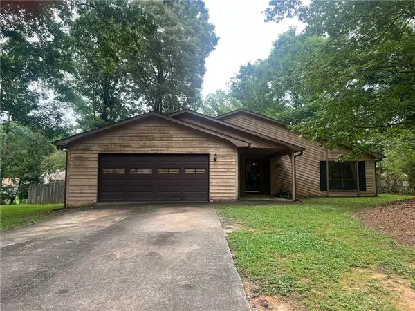 415 Hickory Fork, College Park, GA 30349