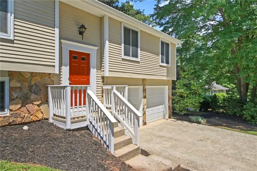 570 Sheringham Court, Roswell, GA 30076 - #2