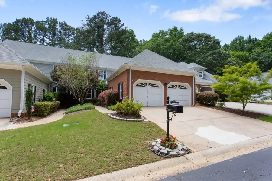 3712 Wedgewood Chase, Peachtree Corners, GA 30092 - #3
