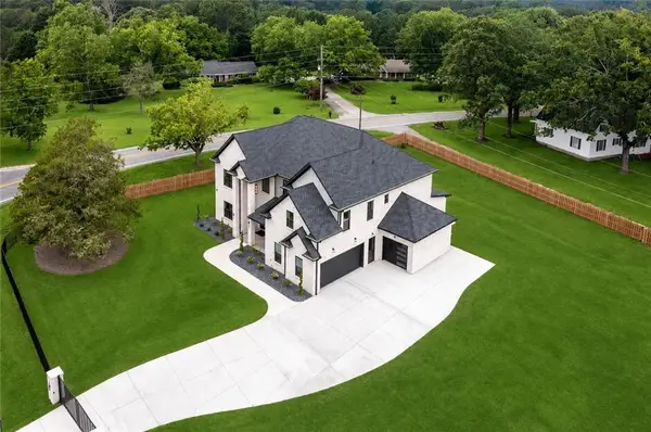 2210 Ridgedale Drive, Grayson, GA 30017