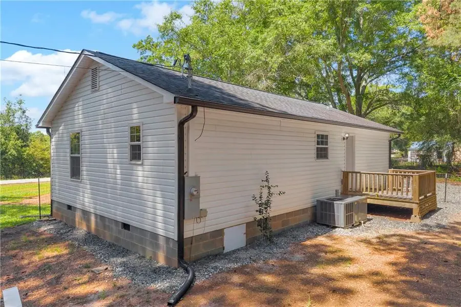 640 Gumlog Road, Martin, GA 30557 - #3