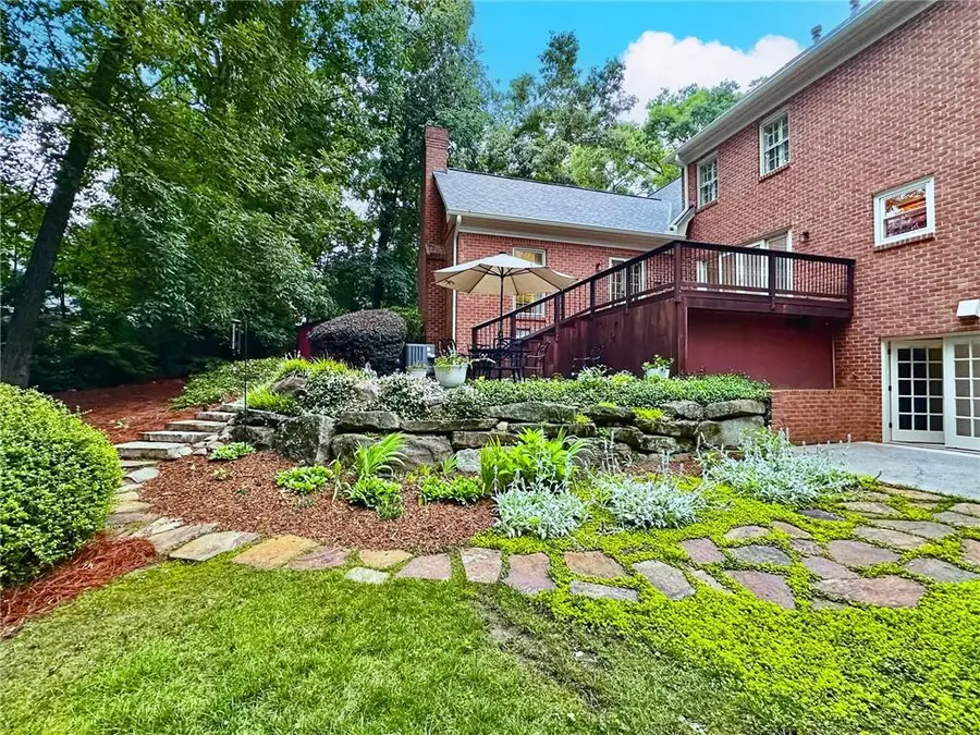 1864 Hallford Court, Dunwoody, GA 30338 - #2