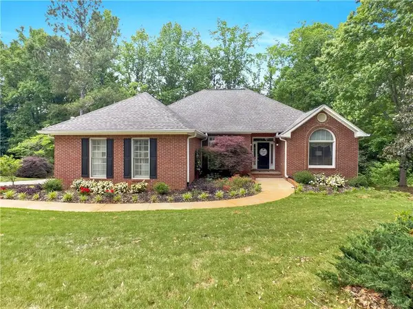5007 Lakeridge Close, Mcdonough, GA 30253