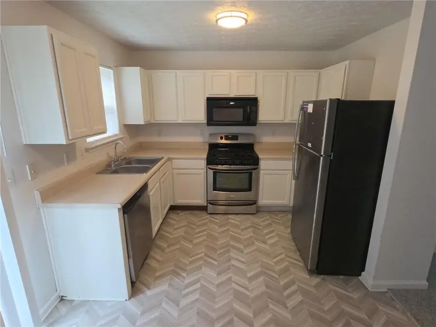 9432 Lakeview Road, Union City, GA 30291 - #2