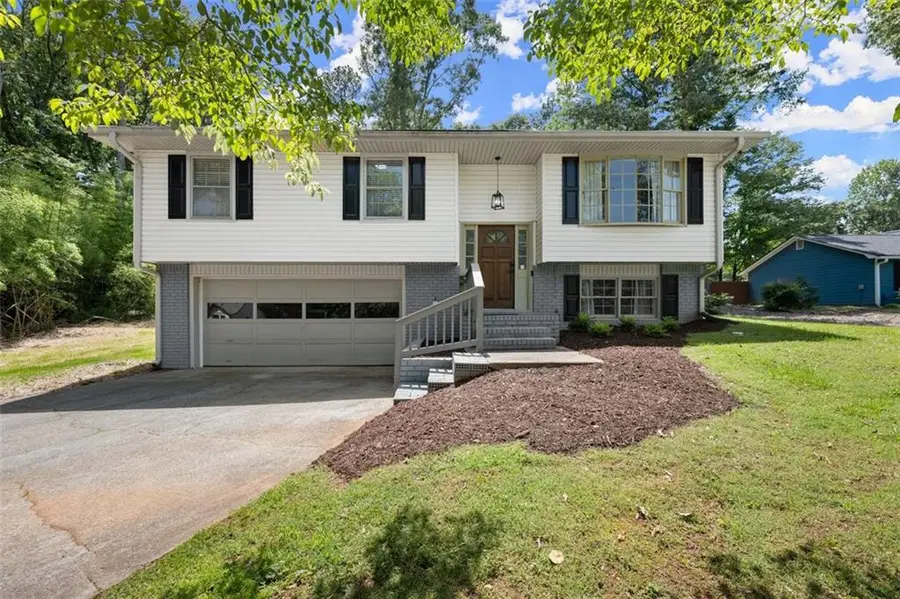 6262 Laurel Wood Trail, Flowery Branch, GA 30542 - #2