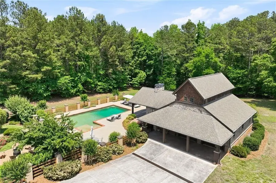 605 Carriage Avenue, Jefferson, GA 30549 - #3
