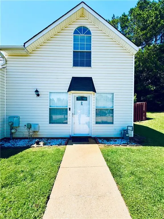 6168 Field Stone Drive, Douglasville, GA 30134