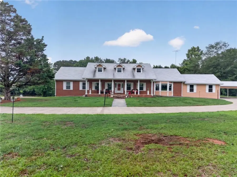 1378 Amber Stapp Studdard Road, Social Circle, GA 30025 - #2