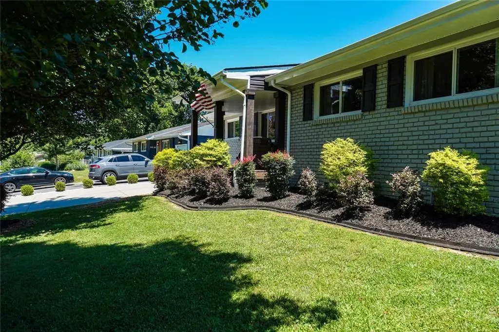 236 E Huntington Road, Rossville, GA 30741 - #1