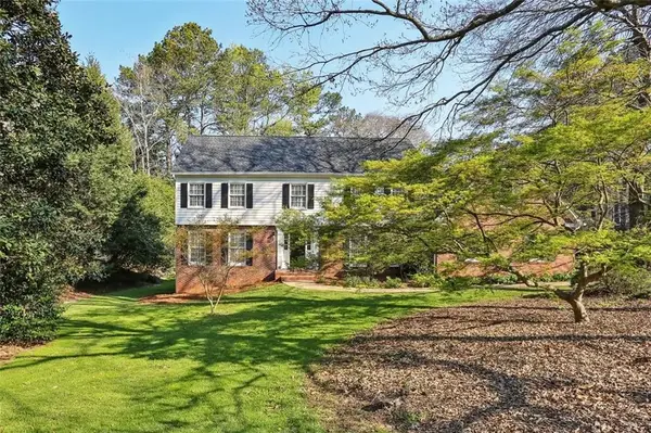 855 Old Creek Trail, Atlanta, GA 30328