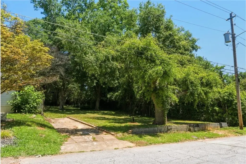 1339 Cambridge Avenue, Atlanta, GA 30344 - #1