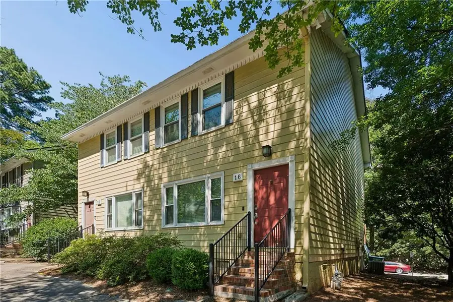 16 Holly Downs Court Nw, Atlanta, GA 30318 - #2