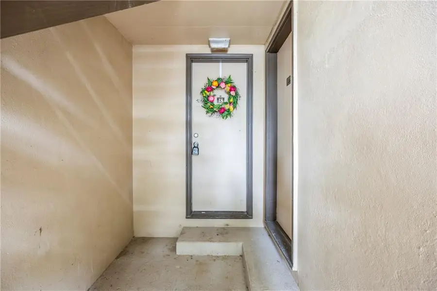 346 Carpenter Drive #18, Atlanta, GA 30328 - #3
