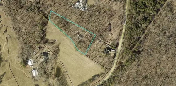 1325 Tapp Wood Rd, Hoschton, GA 30548
