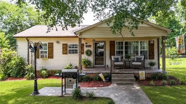 103 Defoor Loop, Calhoun, GA 30701