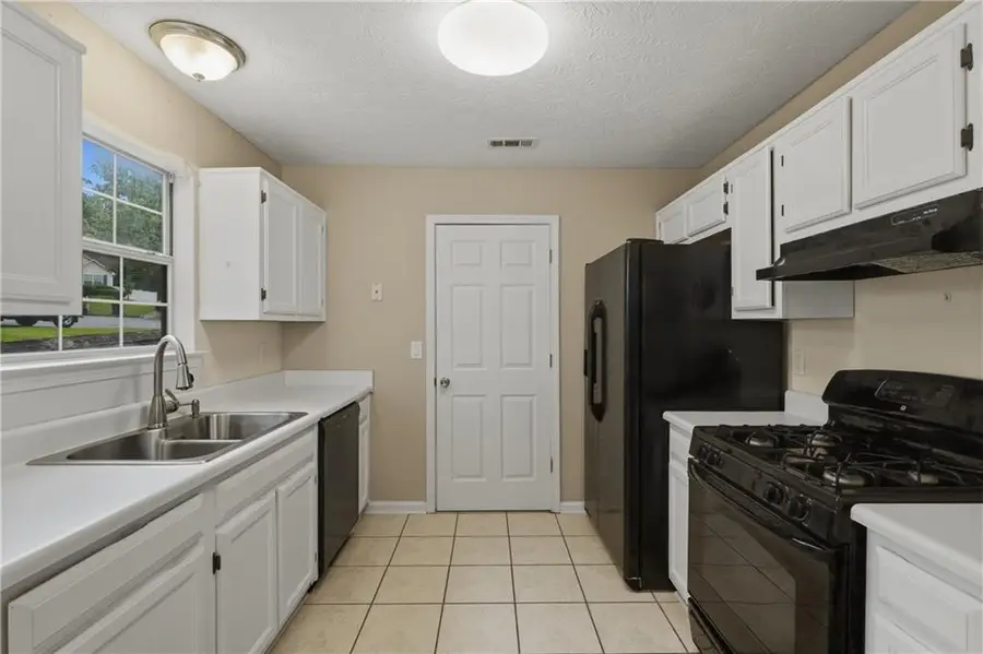 1014 Maple Leaf Ridge, Jonesboro, GA 30238 - #2