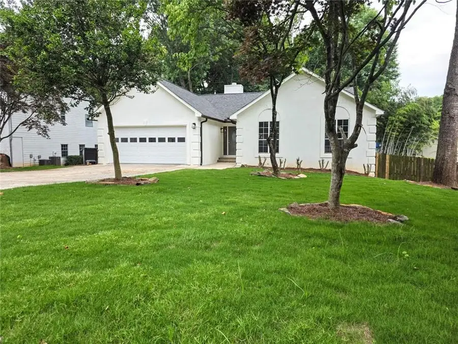 2620 Logan Way, Lawrenceville, GA 30043 - #2