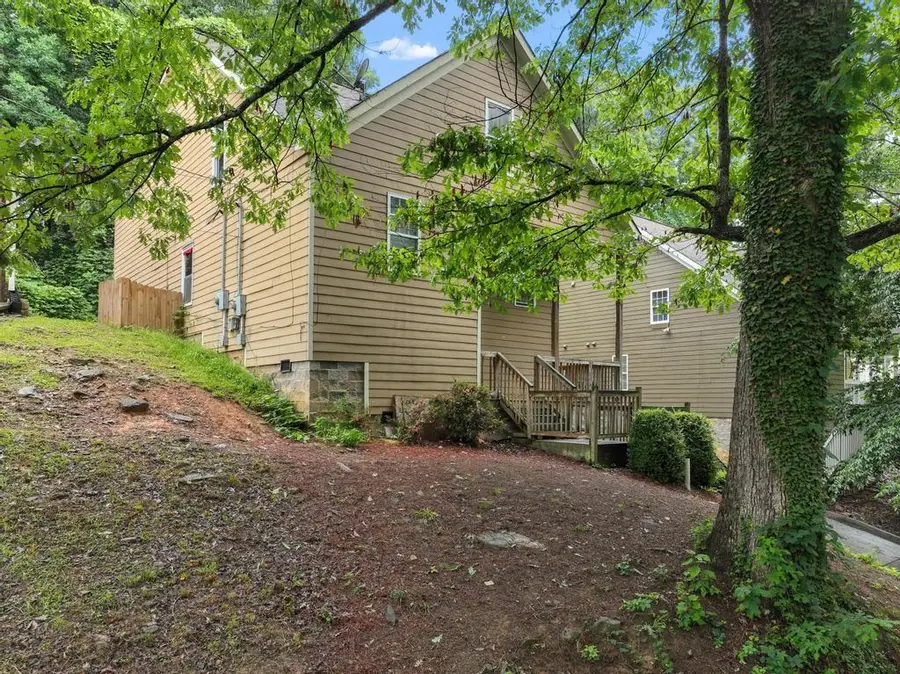 930 Hall Street Nw, Atlanta, GA 30318 - #2