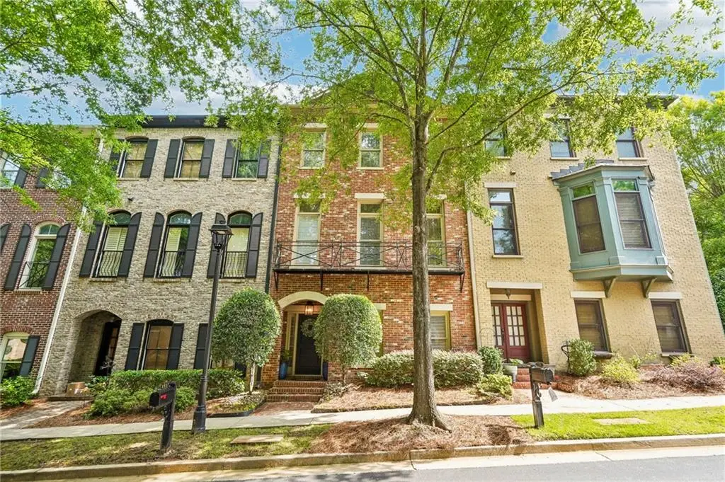 151 W Ridge Way, Roswell, GA 30076 - #1