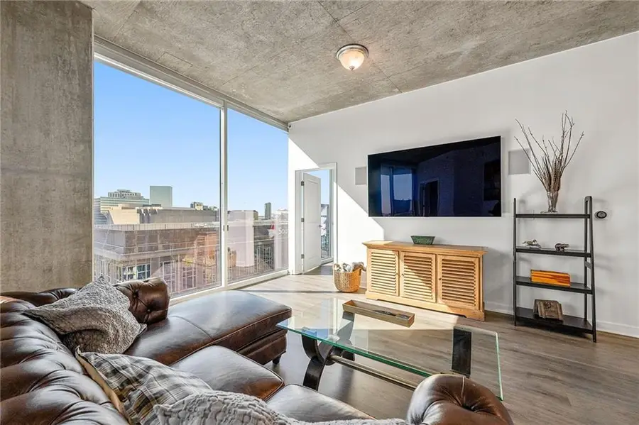 400 W Peachtree Street Nw #2011, Atlanta, GA 30308 - #3