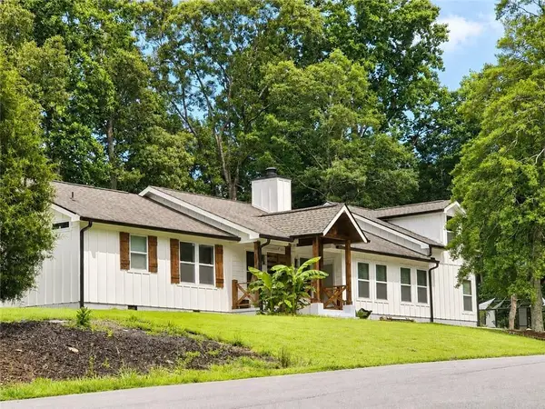 2820 Lullwater Drive, Gainesville, GA 30506