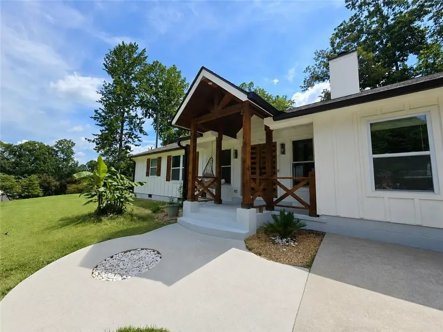 2820 Lullwater Drive, Gainesville, GA 30506 - #2
