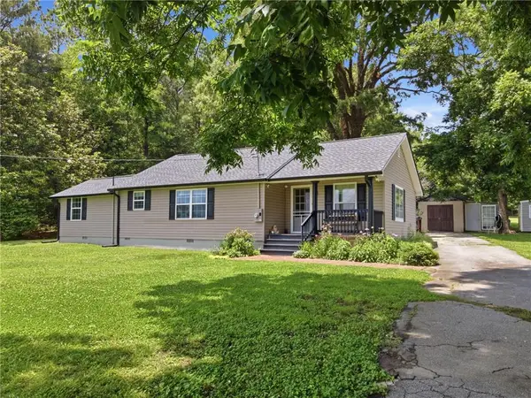 787 Live Oak Road, Aragon, GA 30104