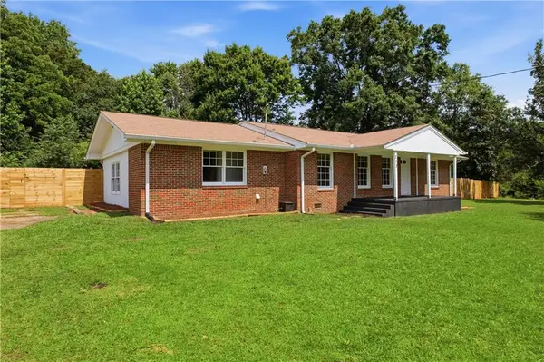 213 Wilbanks Circle, Dallas, GA 30132