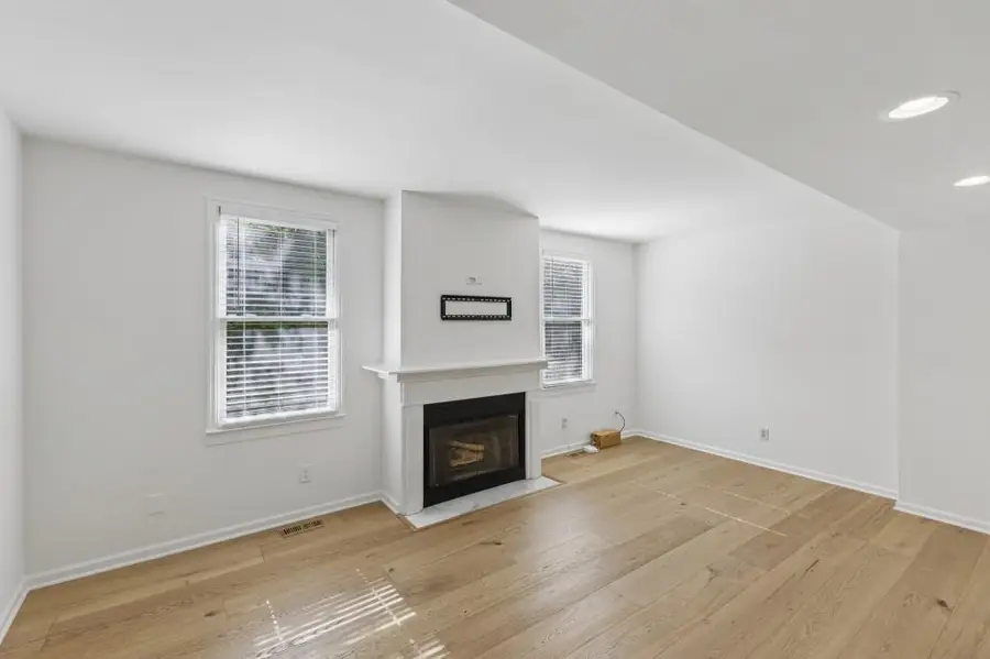 846 Saint Charles Avenue Ne #B, Atlanta, GA 30306 - #2