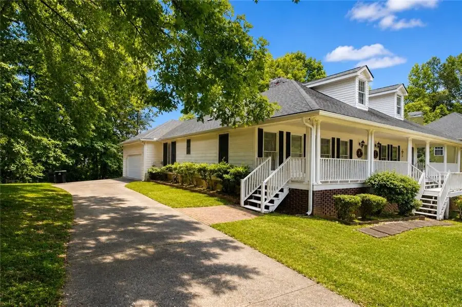 311 White Oak Drive, Newnan, GA 30263 - #2
