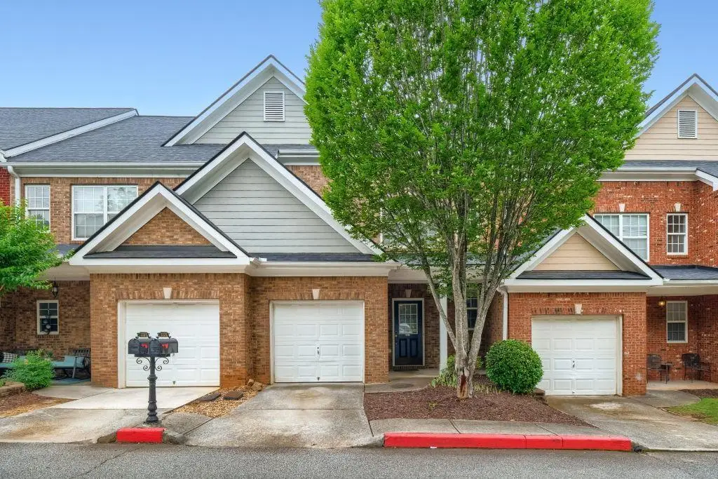 1725 Oakbrook Lane Nw, Kennesaw, GA 30152 - #1